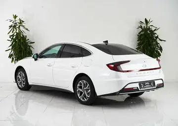 Hyundai Sonata Вид 4