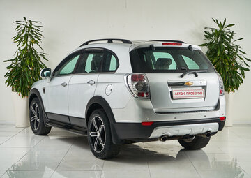 Chevrolet Captiva Вид 4