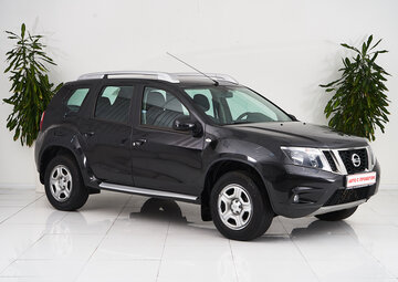 Nissan Terrano Вид 3
