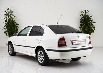 Skoda Octavia Вид 4