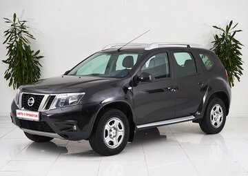 Nissan Terrano Вид 1