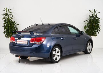 Chevrolet Cruze Вид 5