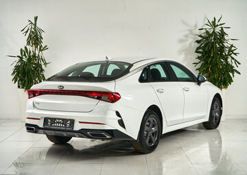 Kia K5 Вид 5