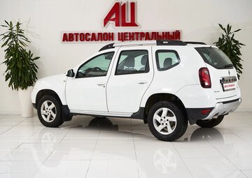 Renault Duster Вид 4