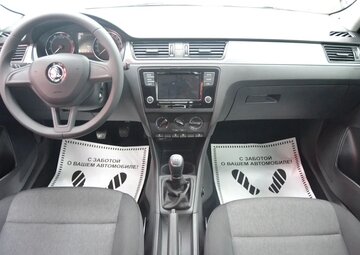 Skoda Rapid Вид 4